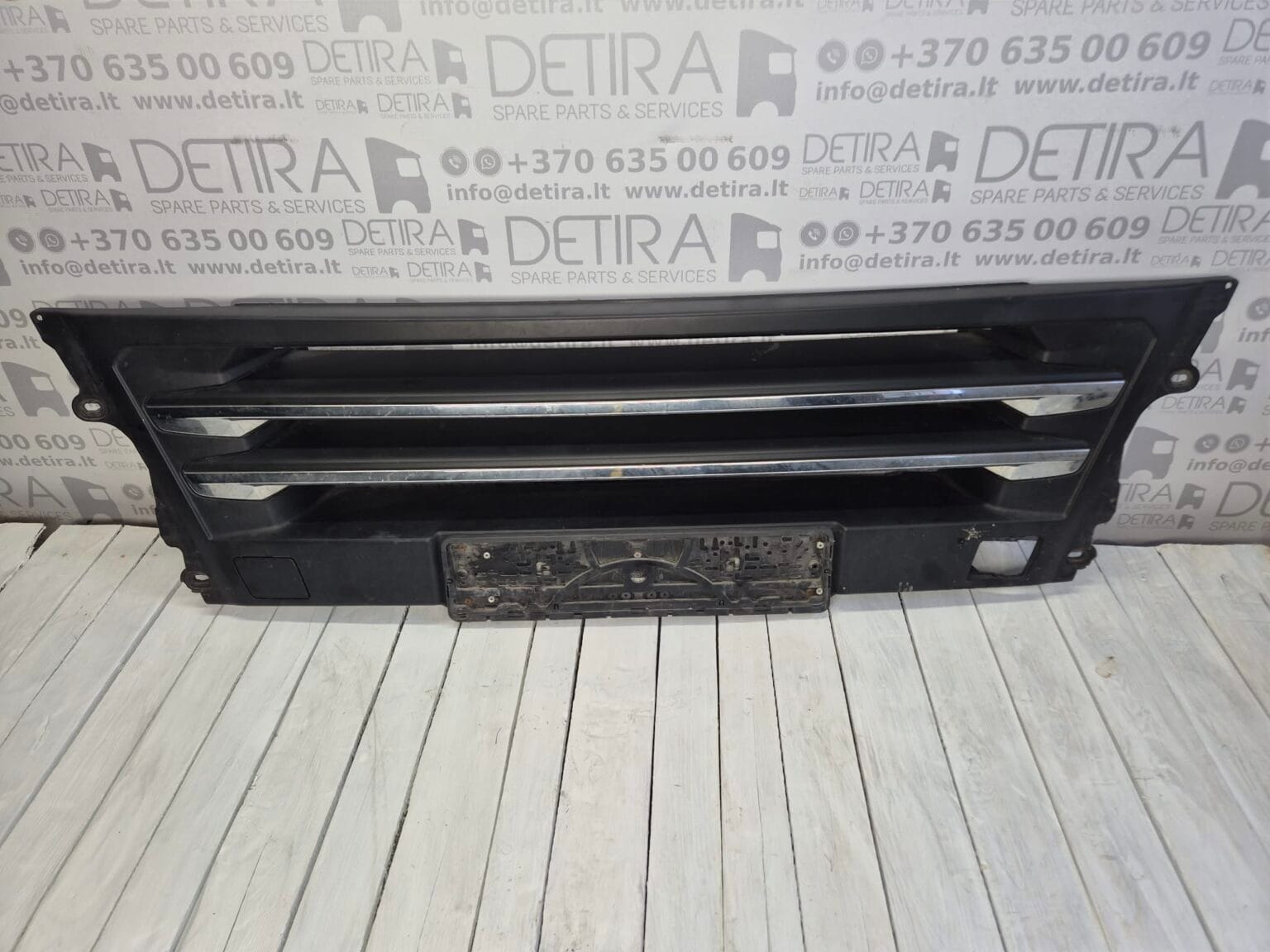 MAN TGX EURO 6 BUMPER MIDDLE PART..