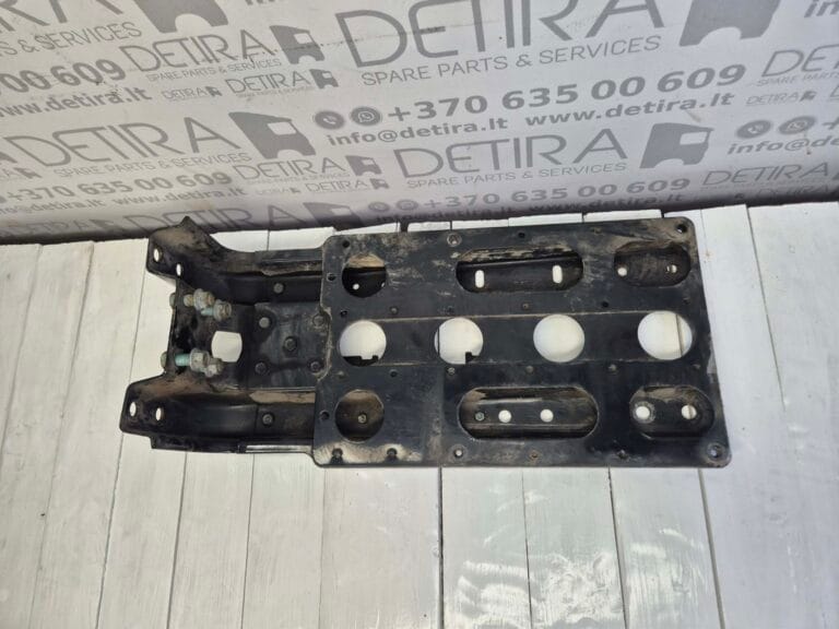 MAN CAB MUDGUARD BRACKET