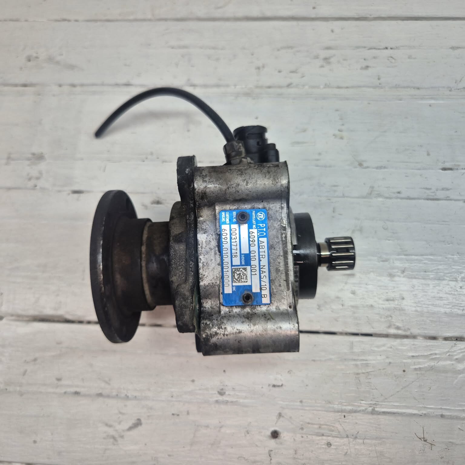 ZF PTO OUTPUT MAN 6090010001
