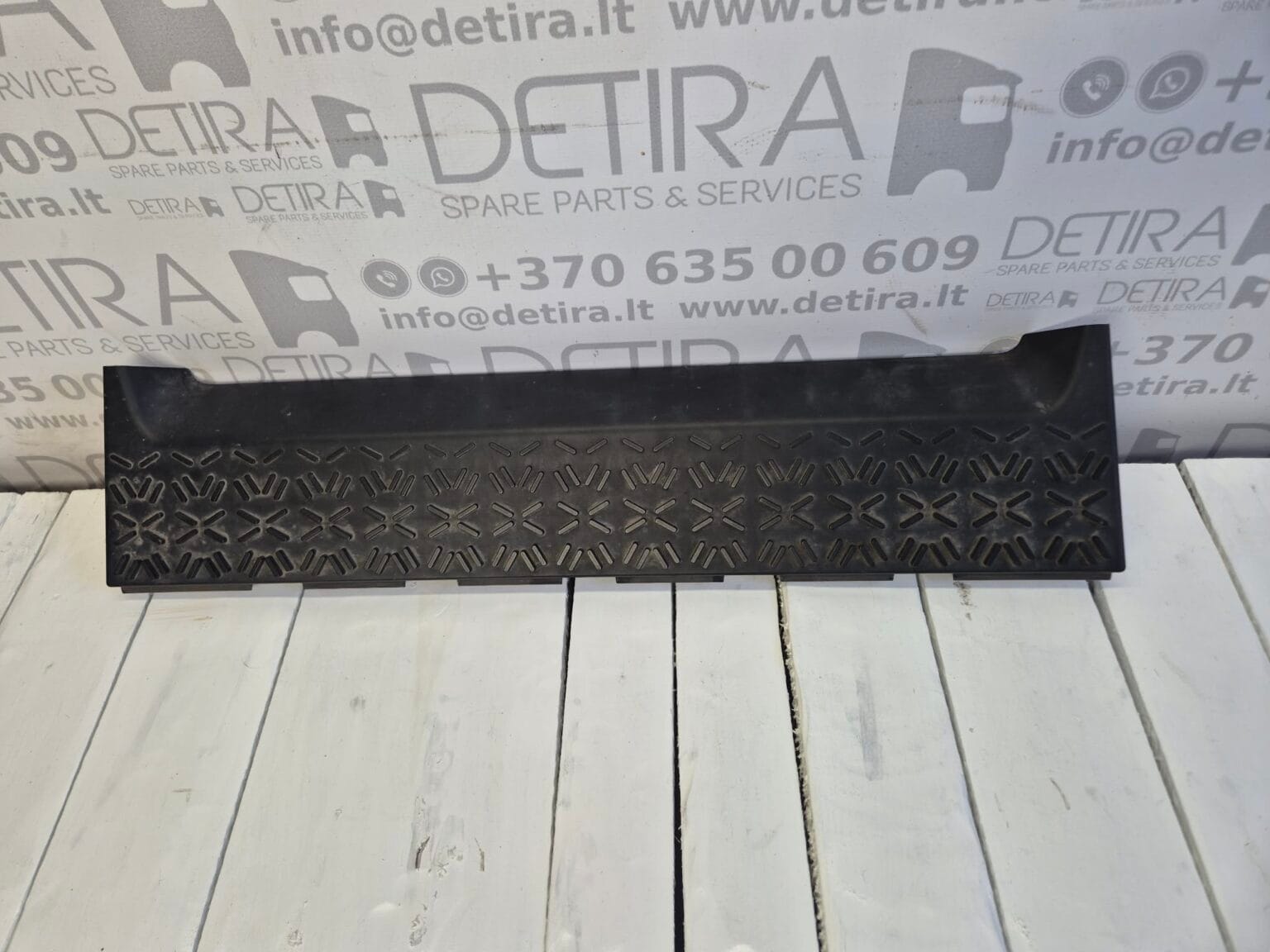 tgx front step cover
