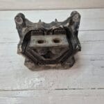 MAN TGX ENGINE MOUNTING