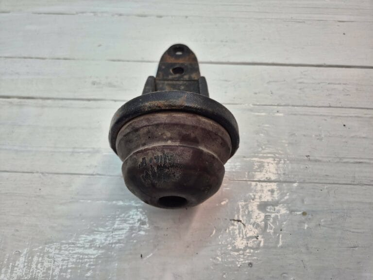 man tgx rubber stop bracket with holder