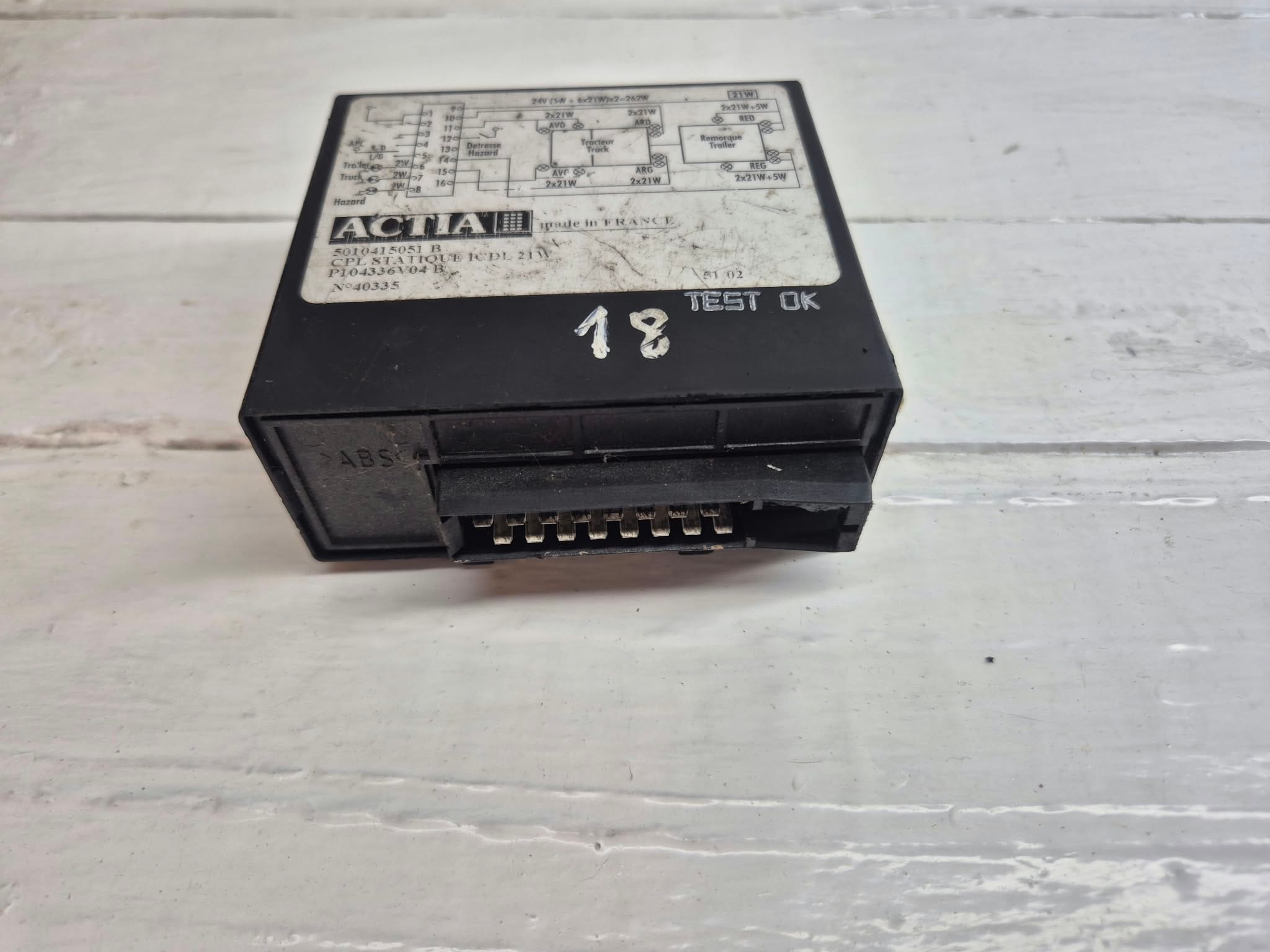 RENAULT-MAGNUM-ACTIA-5010415050-02 RENAULT FLACHER RELLAY 5010415050